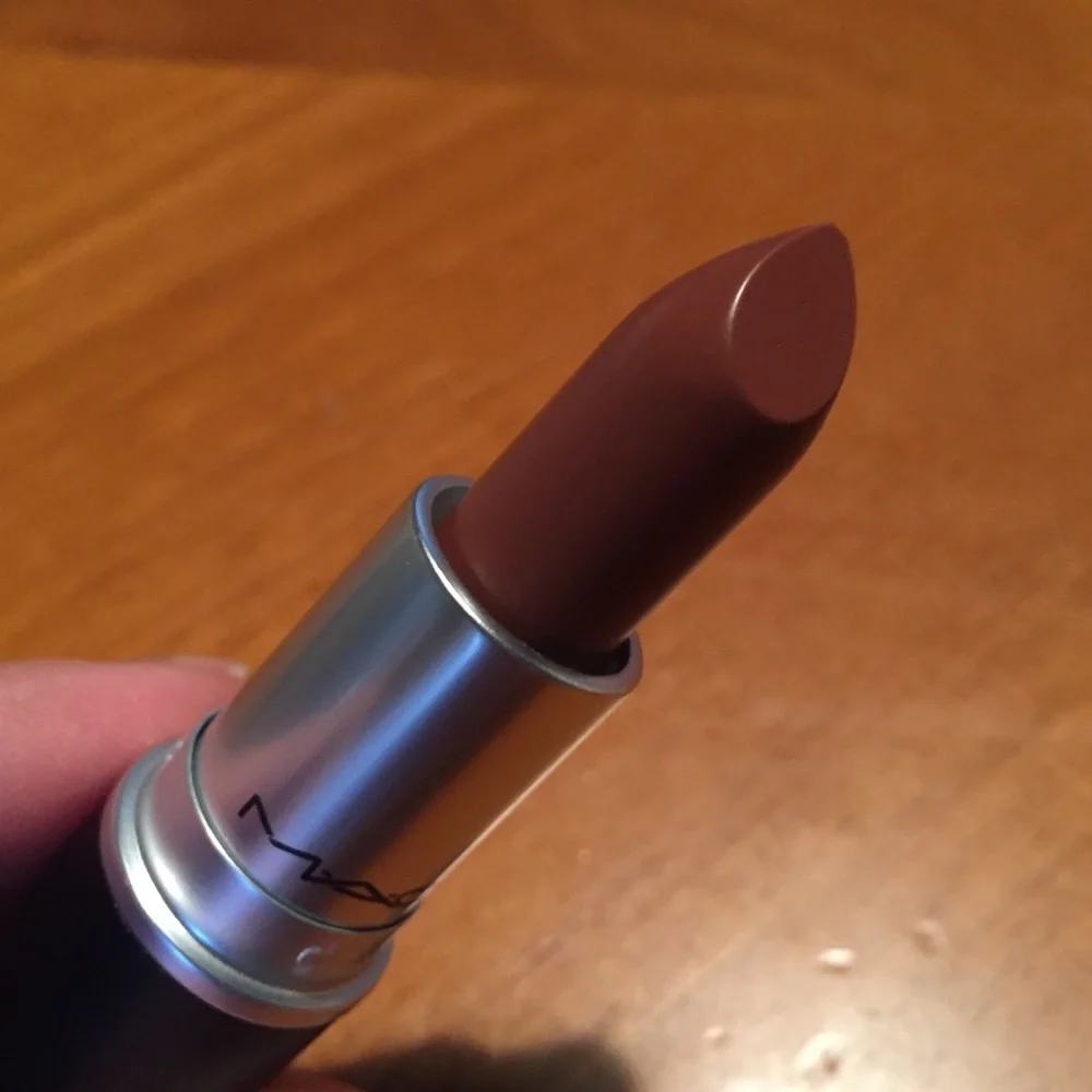 MAC Matte Lipstick Whirl